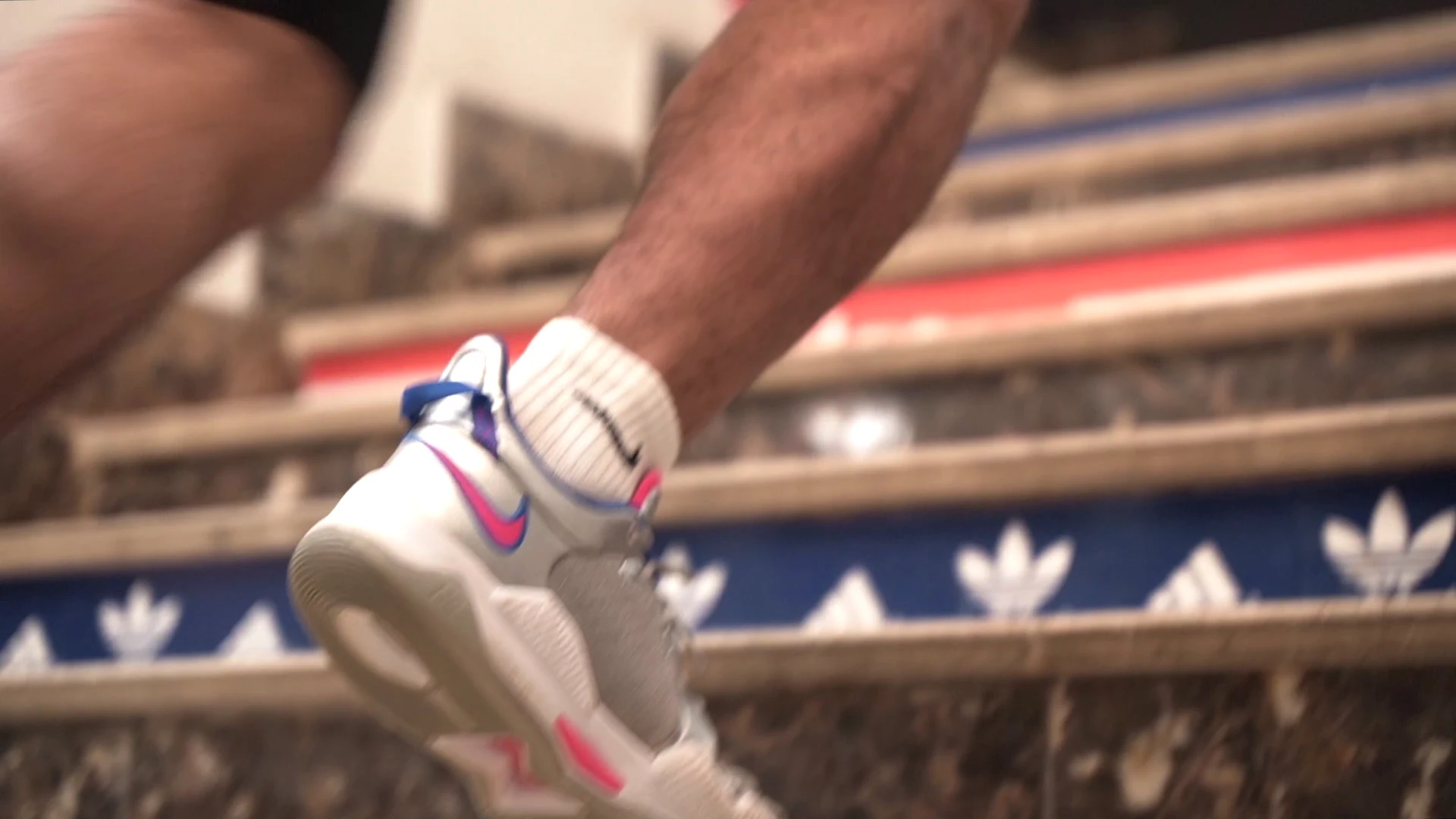 A frame from Alriqa Sport